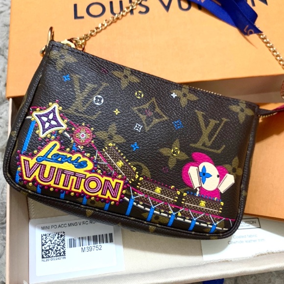 🆕2020 Christmas Edition MINI POCHETTE ACCESSOIRES - Picture 2 of 14